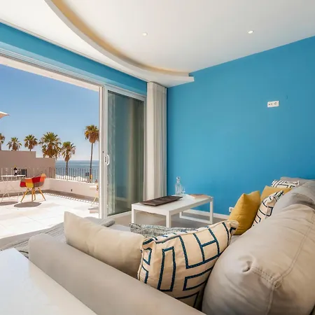 Luxury Sea View Retreat With Cinema & Snooker 아파트